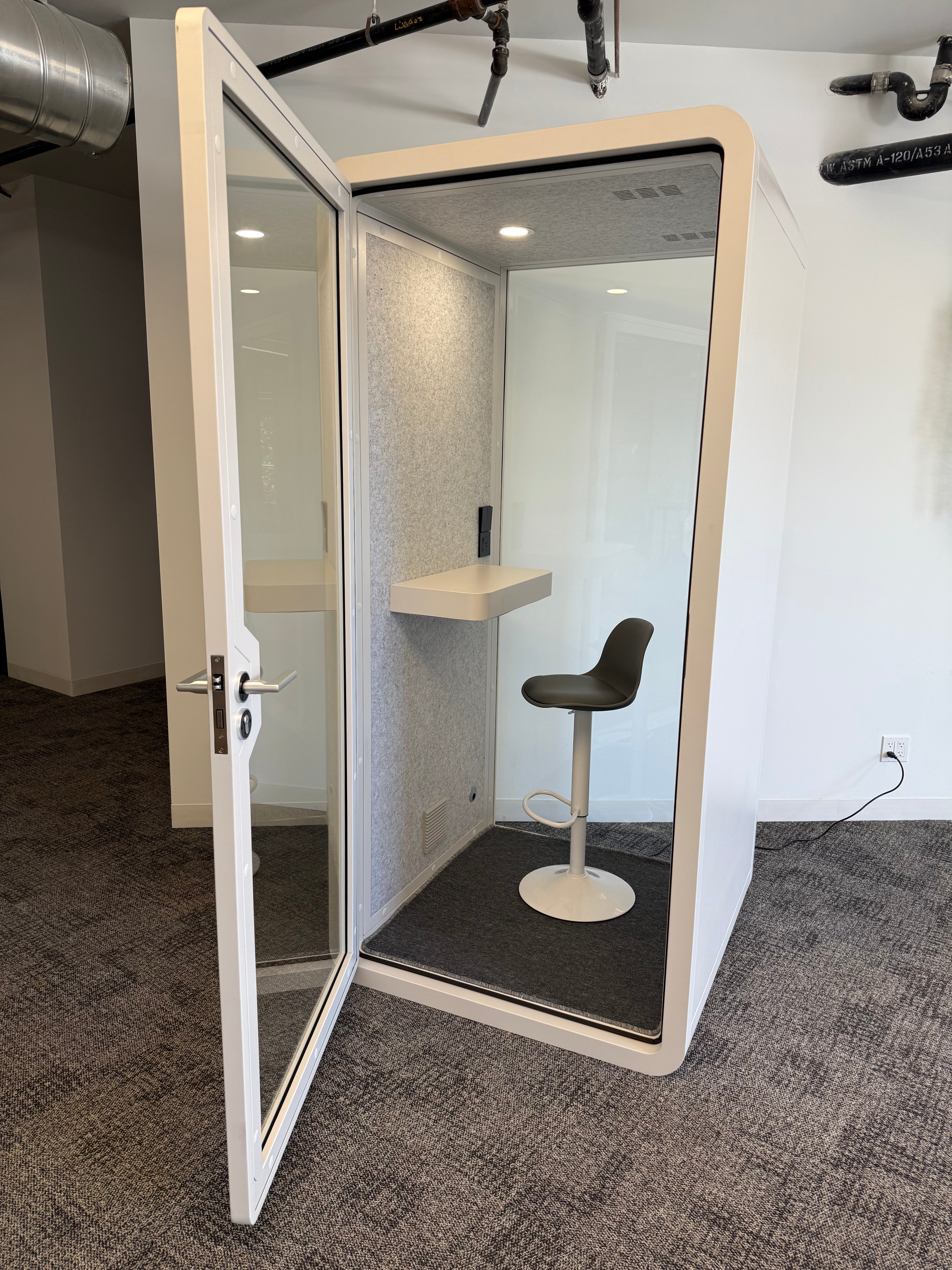 eBooth Solo | Office Phone Booth